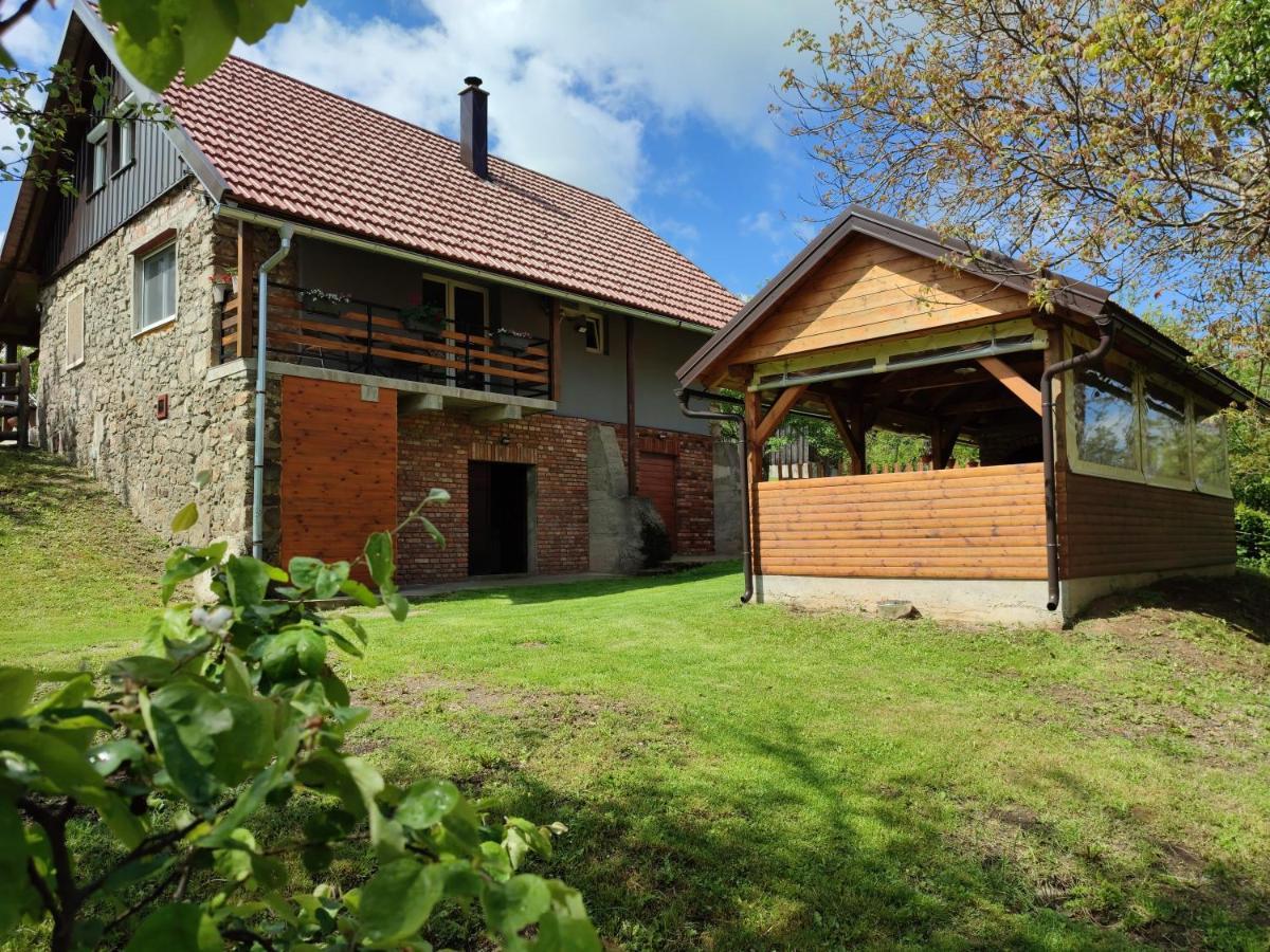 Holiday Home "Sleme" With Jacuzzi, Big Garden And Arbor With Fireplace Skrad Luaran gambar