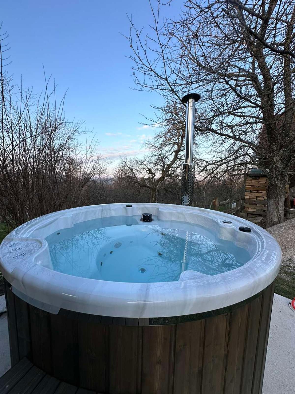 Holiday Home "Sleme" With Jacuzzi, Big Garden And Arbor With Fireplace Skrad Luaran gambar